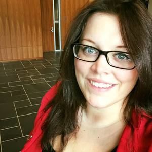 Meet your Posher, Chloe